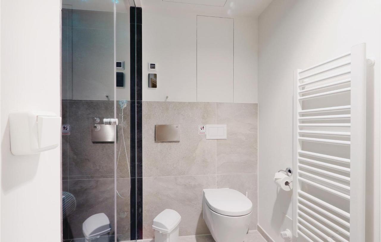 Nice Apartment In Luebeck Travemuende With Kitchen Ngoại thất bức ảnh