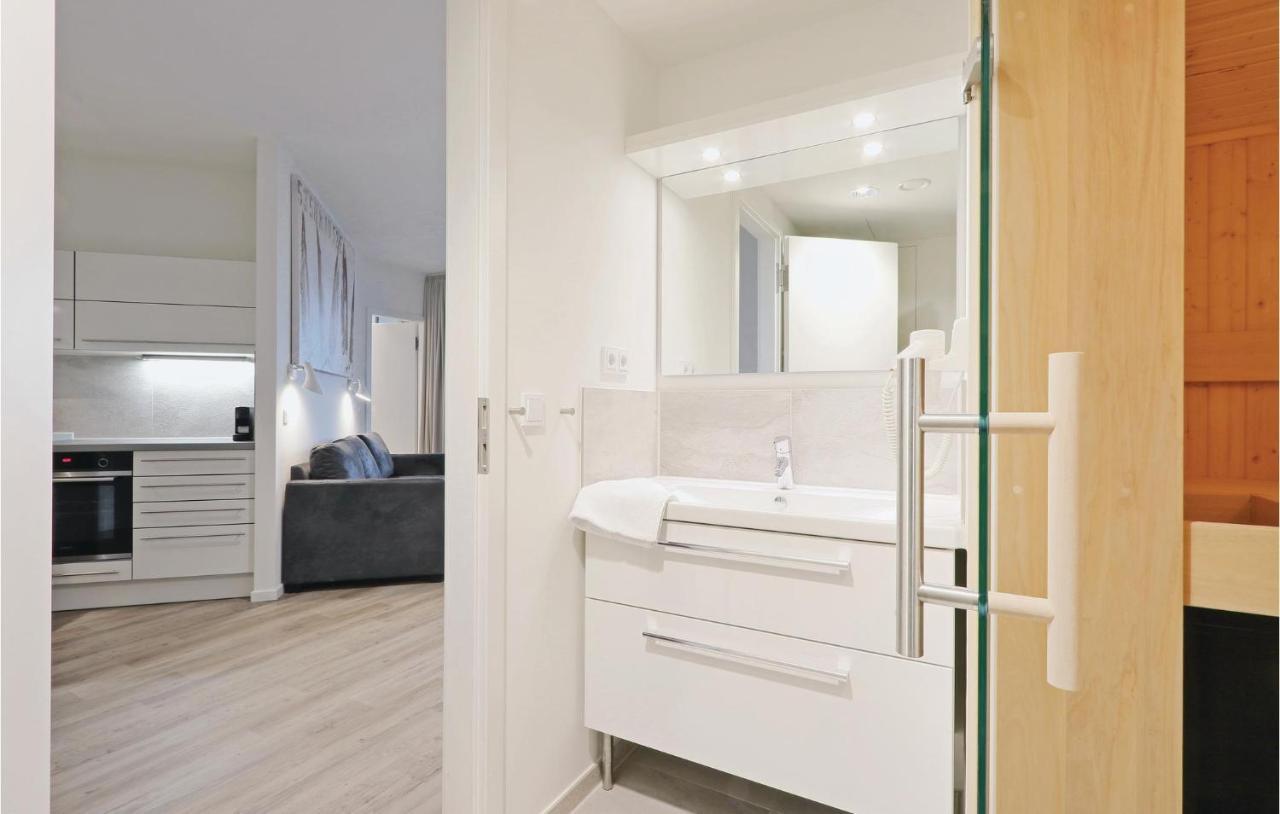 Nice Apartment In Luebeck Travemuende With Kitchen Ngoại thất bức ảnh